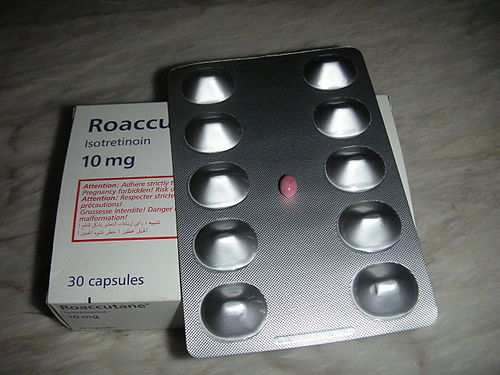 Isotretinoin Roaccutane capsules